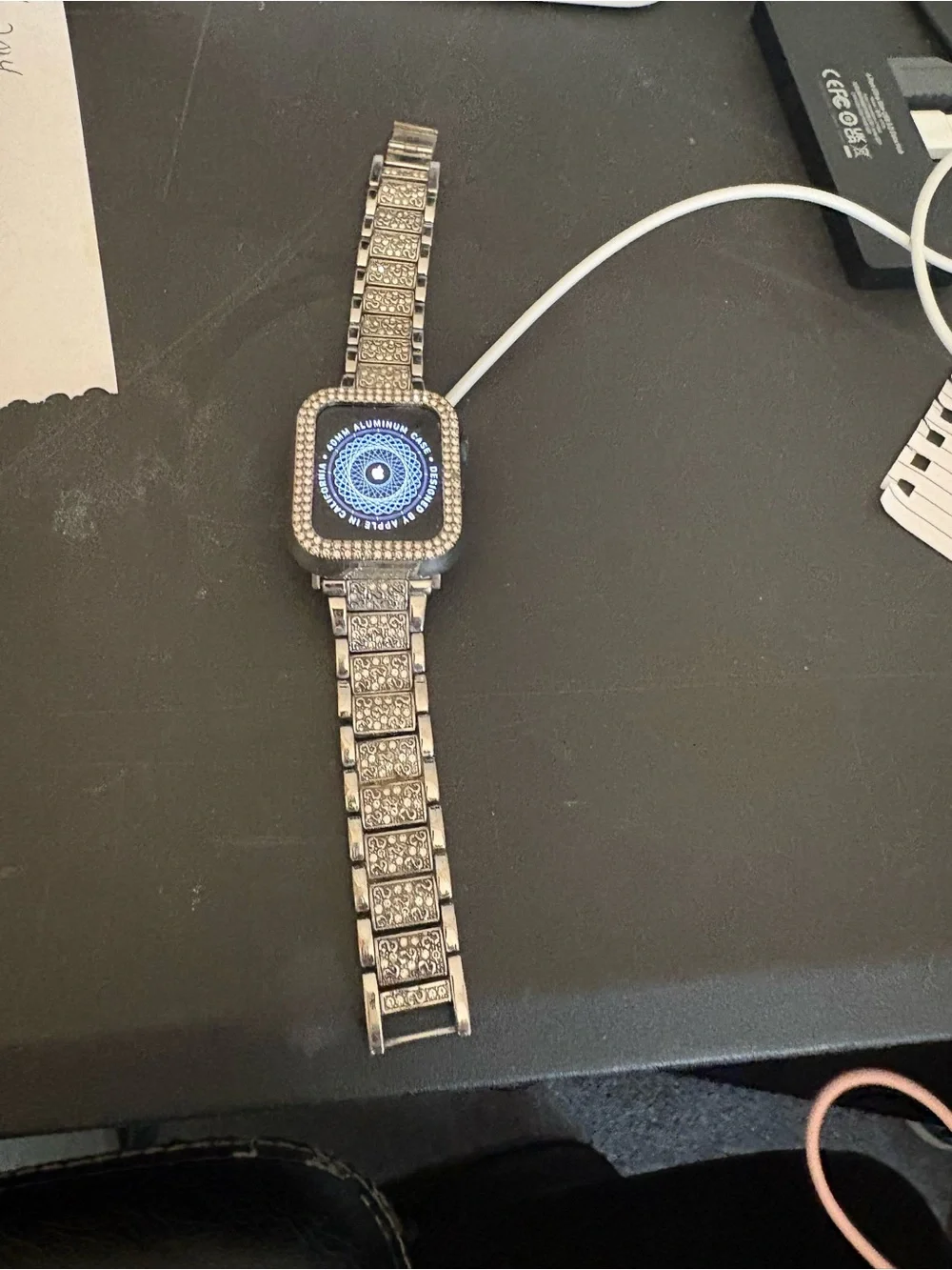 Apple Watch SE (2nd Gen). 40mm. With bands and bezel covers